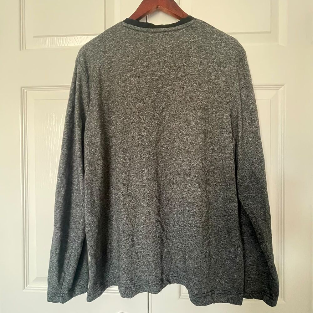 Guess Mens XL Charcoal Grey Heathered Split Neck Long Sleeve Zipper Pocket Shirt - Picture 3 of 8